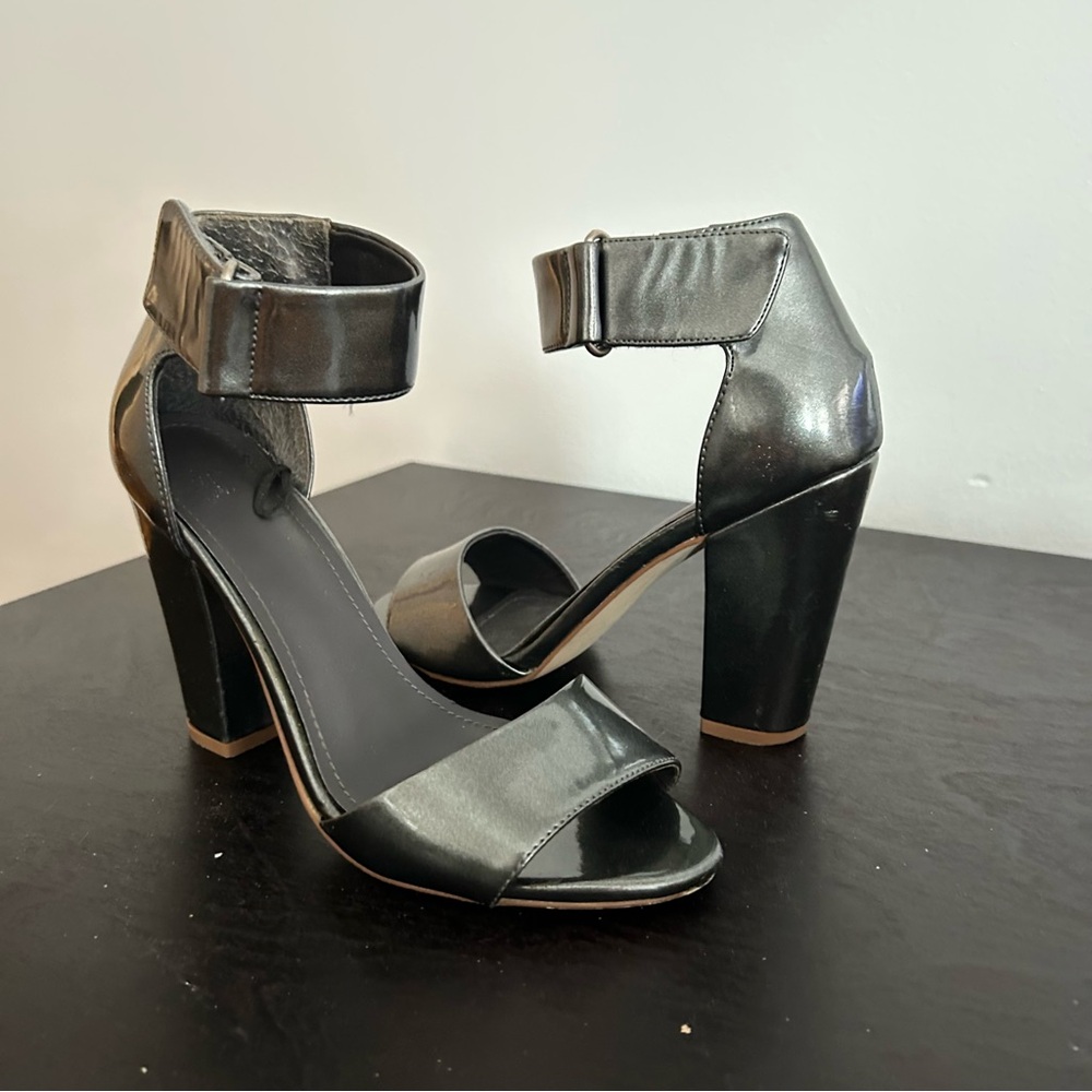 H&M Metallic Silver Party Heels Stylish & Chunky